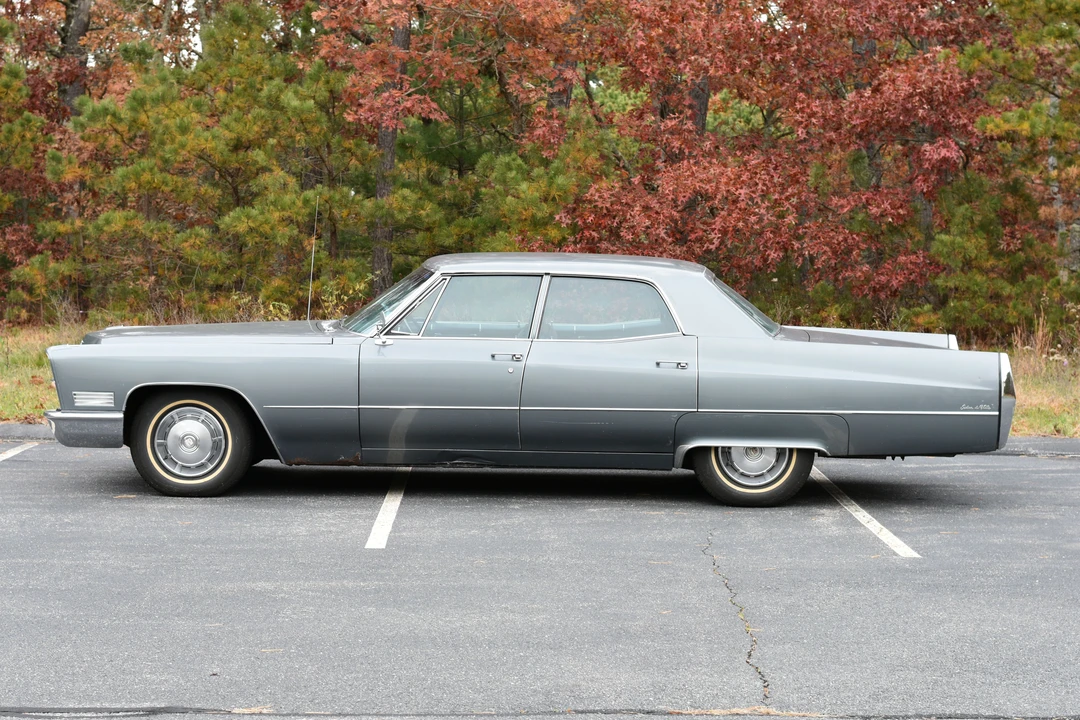 1967 Cadillac DeVille 3rd Gen - Image 3 of 31