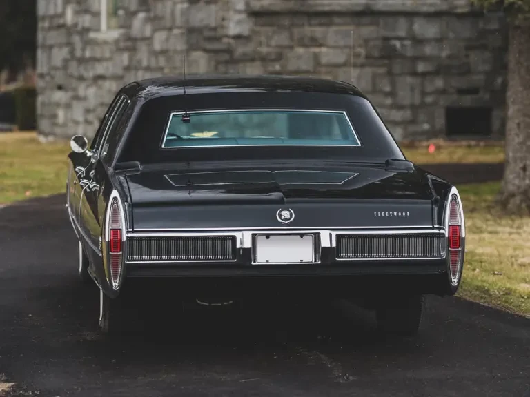 1967 Cadillac Series 70 & 75 - Image 9 of 31