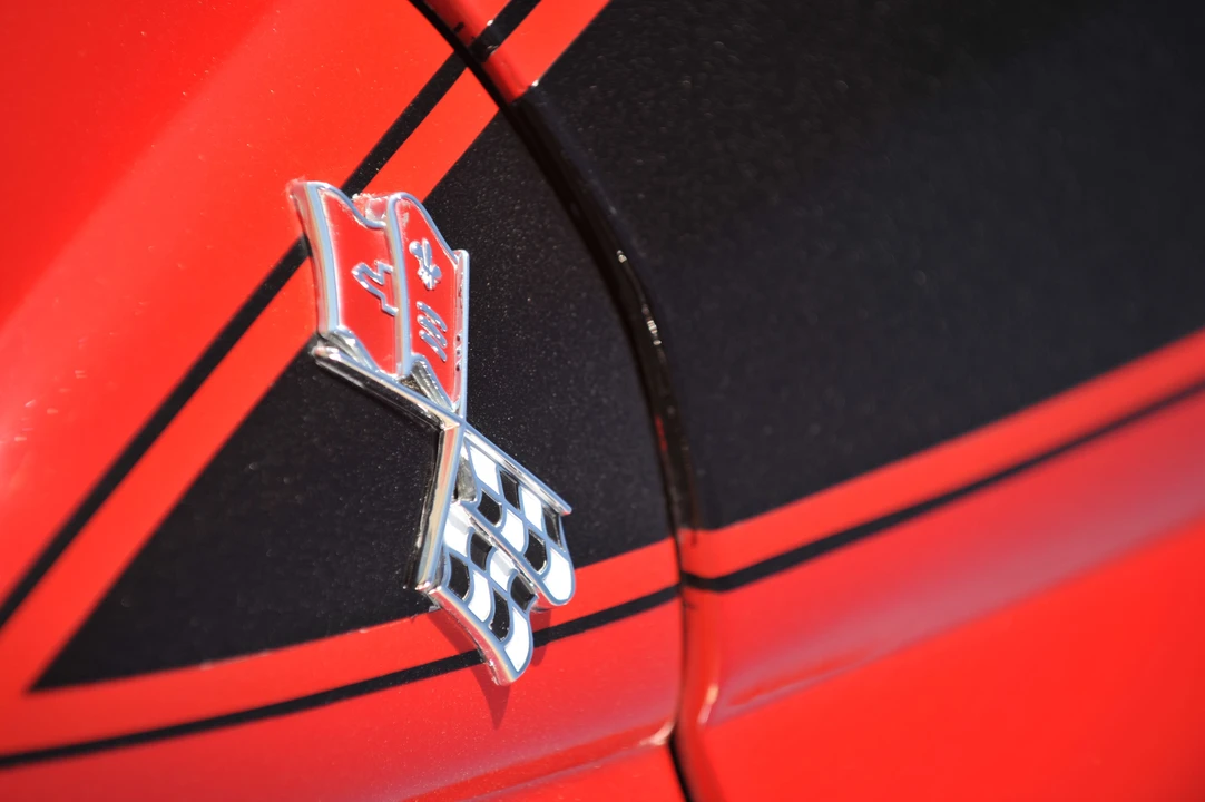 1967 Chevrolet Corvette C2 - Image 2 of 13