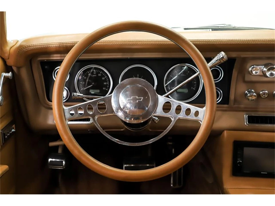 1967 Chevrolet Biscayne - Image 16 of 31