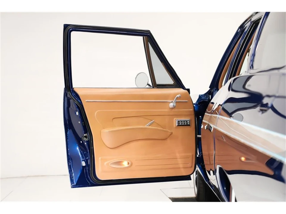1967 Chevrolet Biscayne - Image 8 of 31