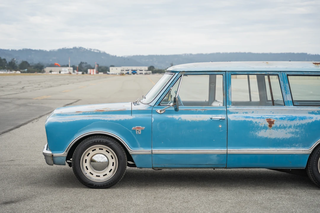 1967 Chevrolet Suburban 6th Gen - Image 31 of 31