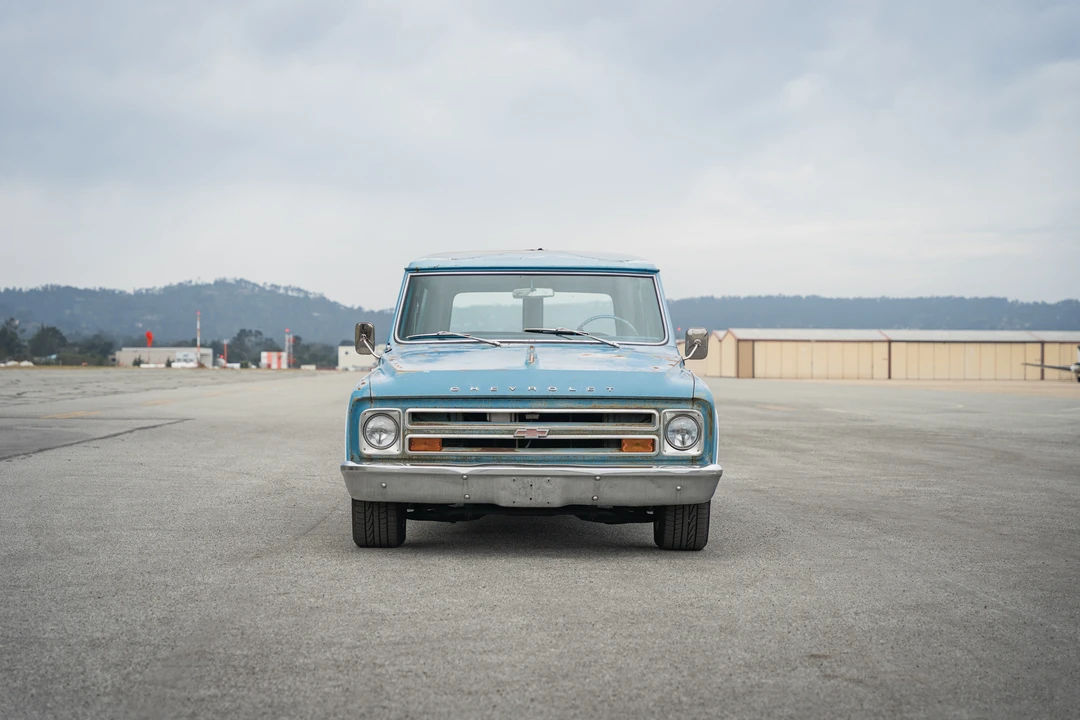 1967 Chevrolet Suburban 6th Gen - Image 24 of 31