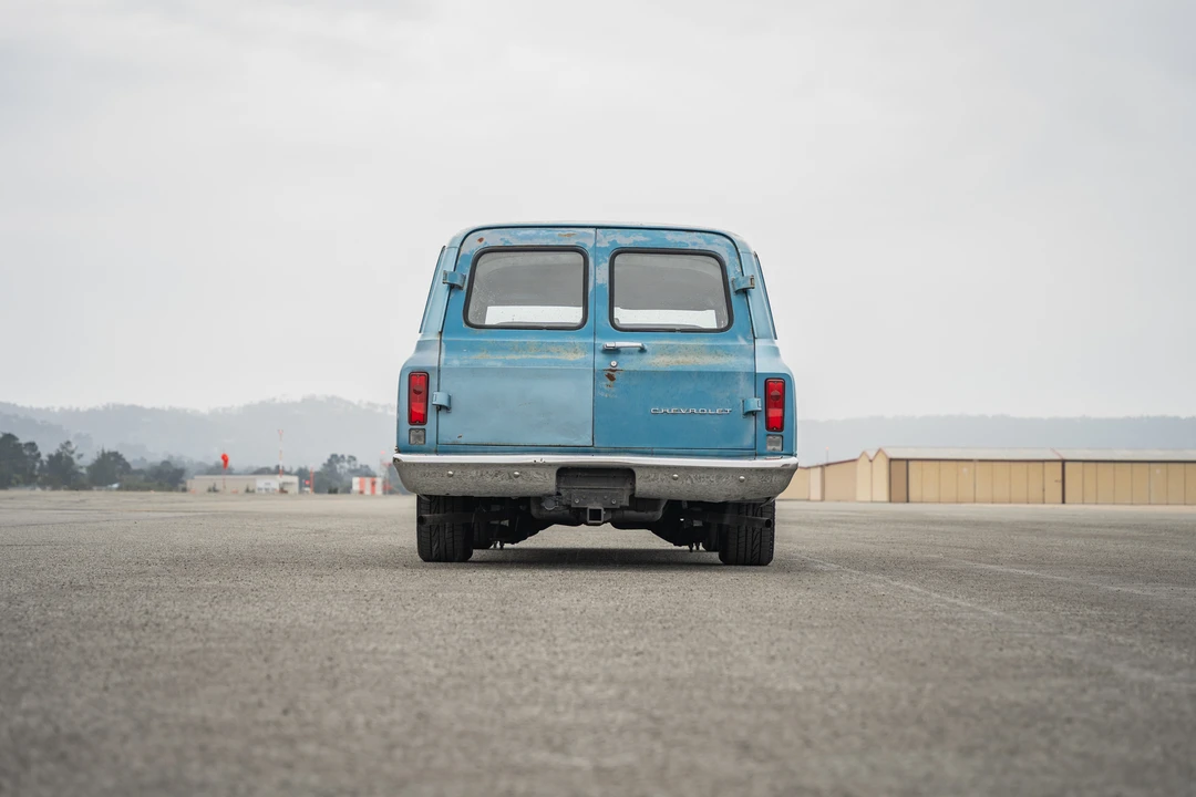 1967 Chevrolet Suburban 6th Gen - Image 11 of 31