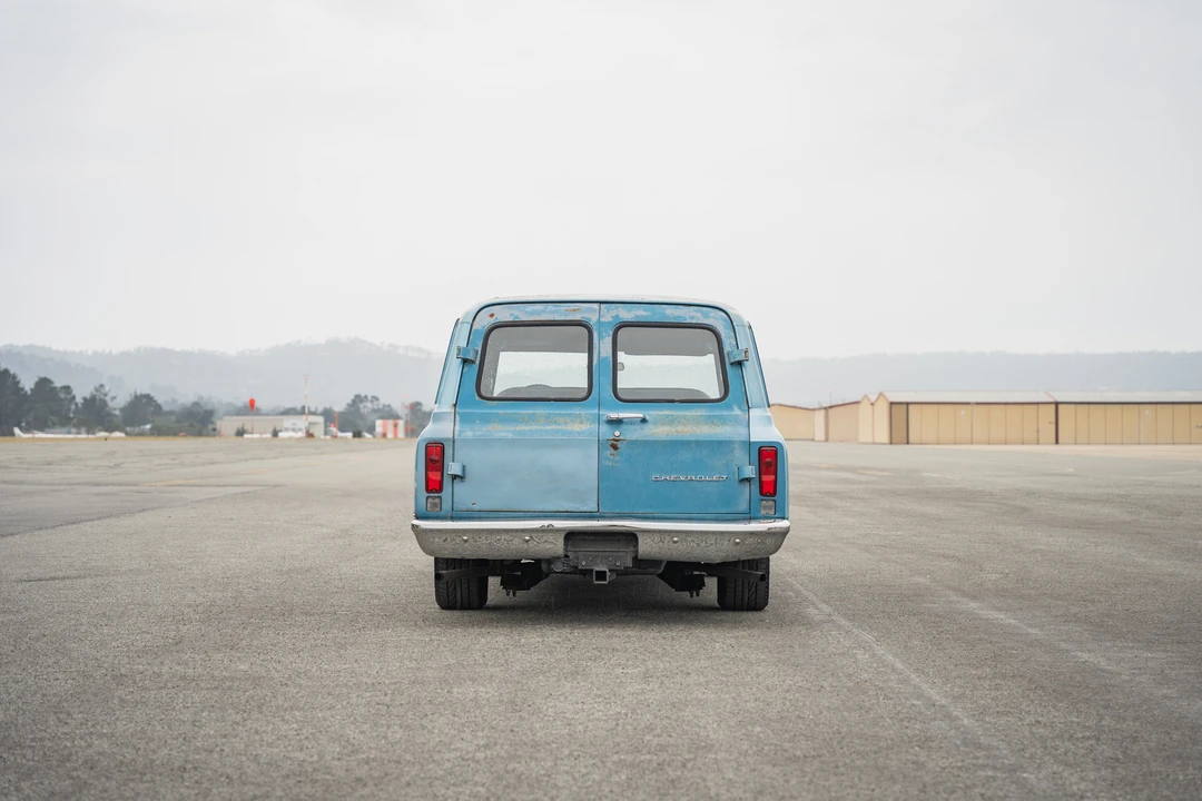 1967 Chevrolet Suburban 6th Gen - Image 12 of 31