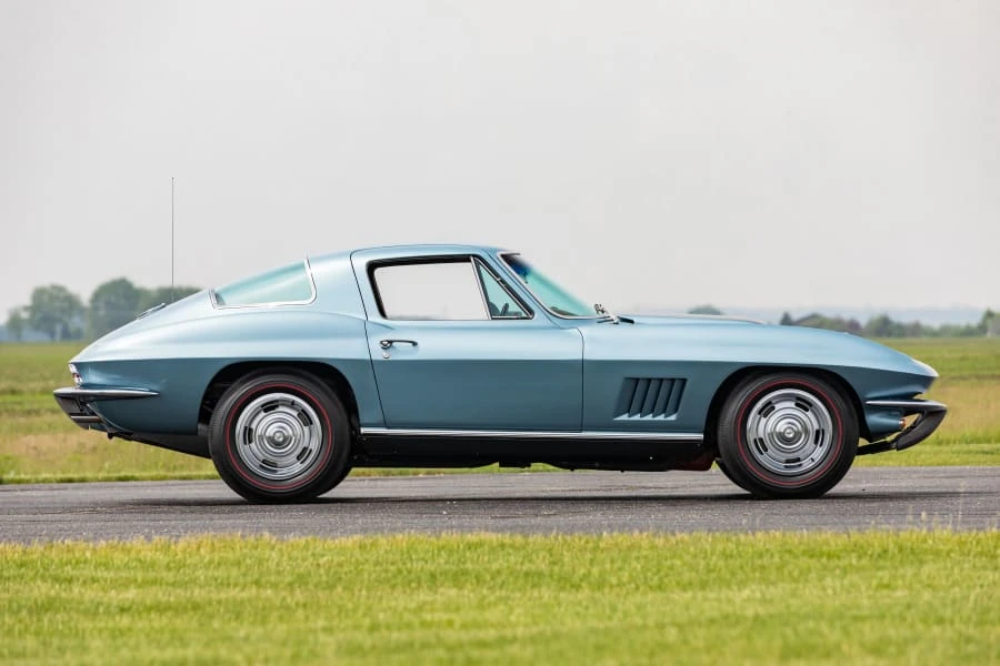 1967 Chevrolet Corvette C2 - Image 2 of 31