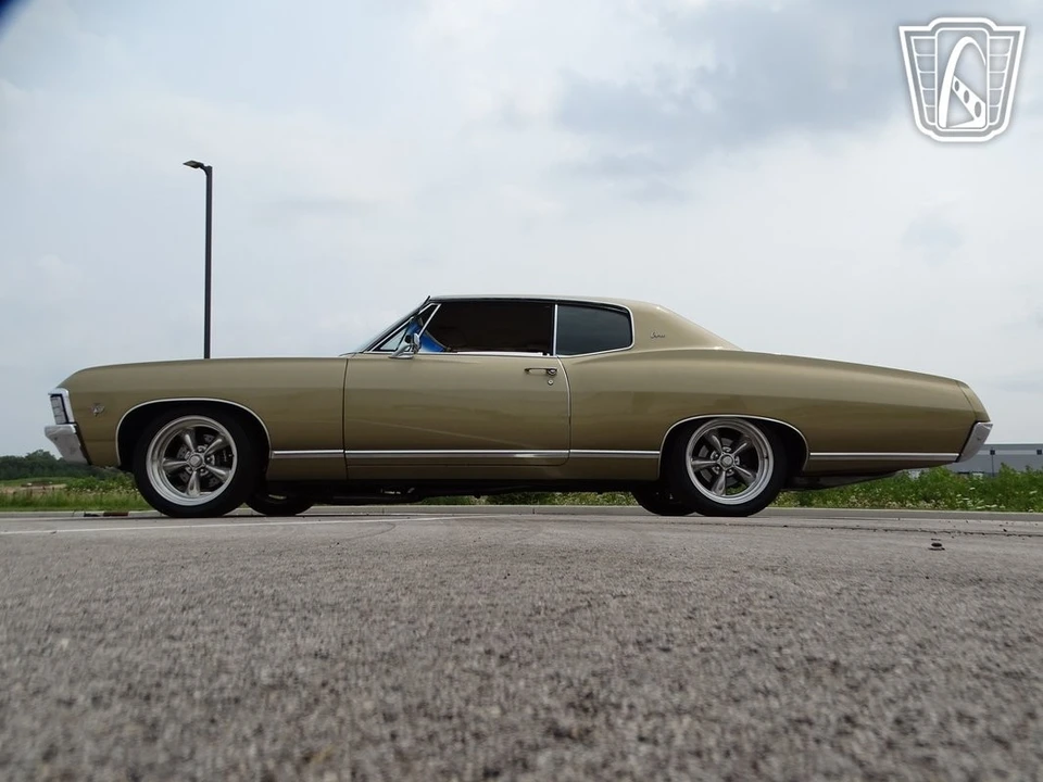1967 Chevrolet Caprice - Image 8 of 12
