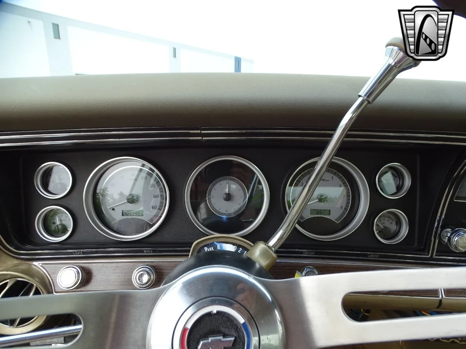 1967 Chevrolet Caprice - Image 17 of 21