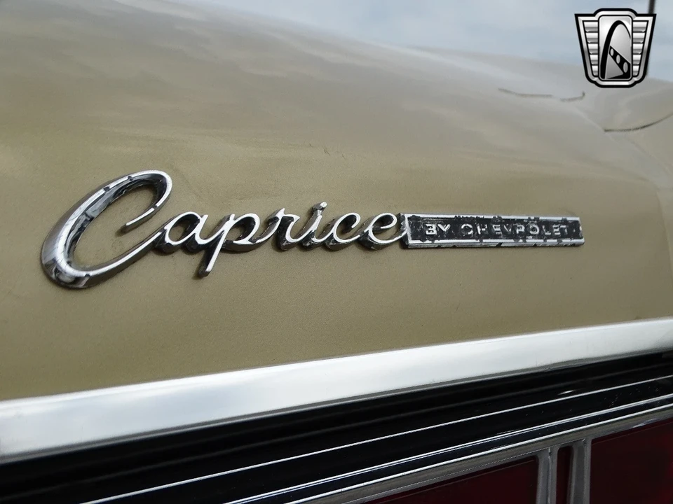 1967 Chevrolet Caprice - Image 13 of 21