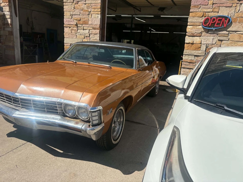 1967 Chevrolet Caprice - Image 9 of 19