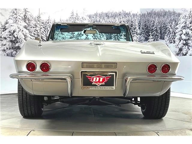 1967 Chevrolet Corvette C2 - Image 15 of 21