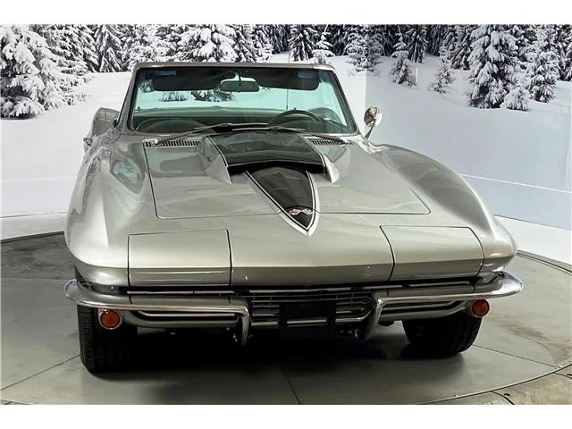 1967 Chevrolet Corvette C2 - Image 13 of 21