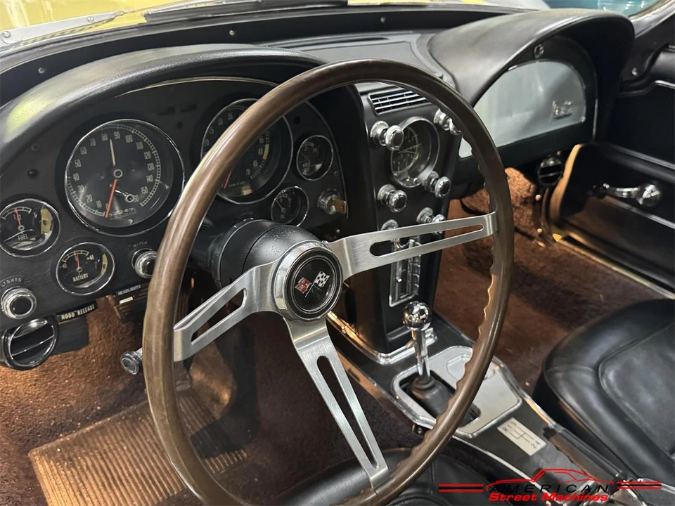 1967 Chevrolet Corvette C2 - Image 28 of 31