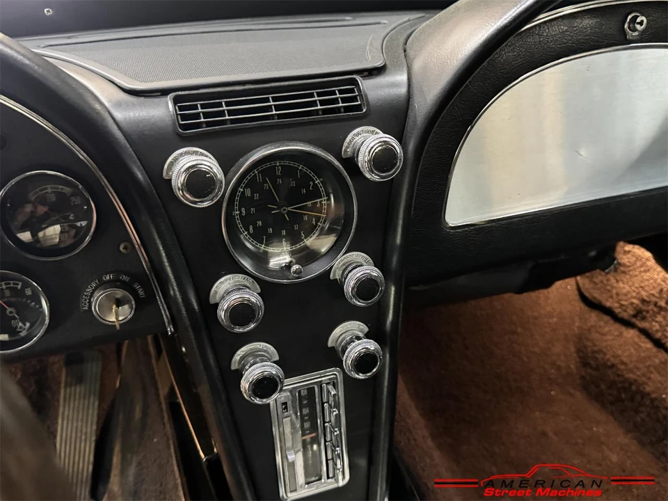 1967 Chevrolet Corvette C2 - Image 25 of 31