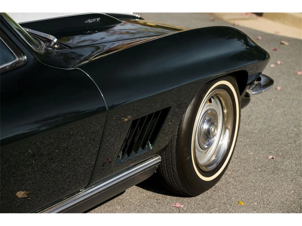 1967 Chevrolet Corvette C2 - Image 21 of 31