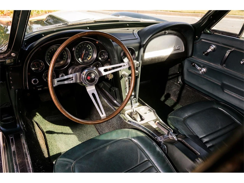 1967 Chevrolet Corvette C2 - Image 24 of 31