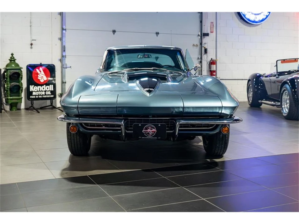 1967 Chevrolet Corvette C2 - Image 11 of 31