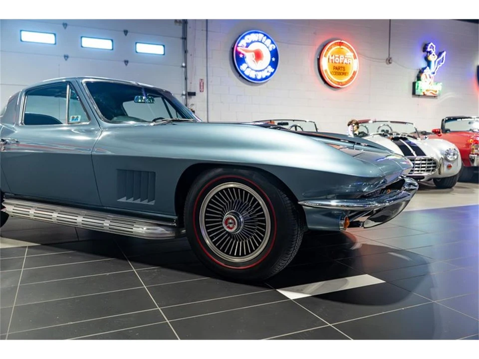 1967 Chevrolet Corvette C2 - Image 24 of 31