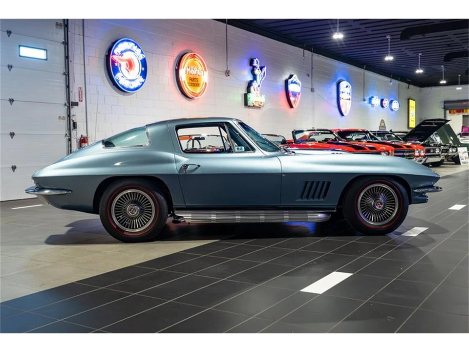 1967 Chevrolet Corvette C2 - Image 15 of 31