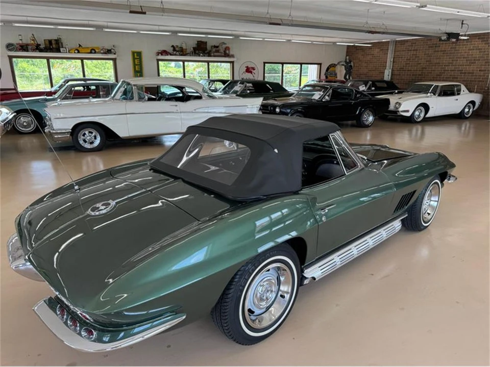 1967 Chevrolet Corvette C2 - Image 16 of 19
