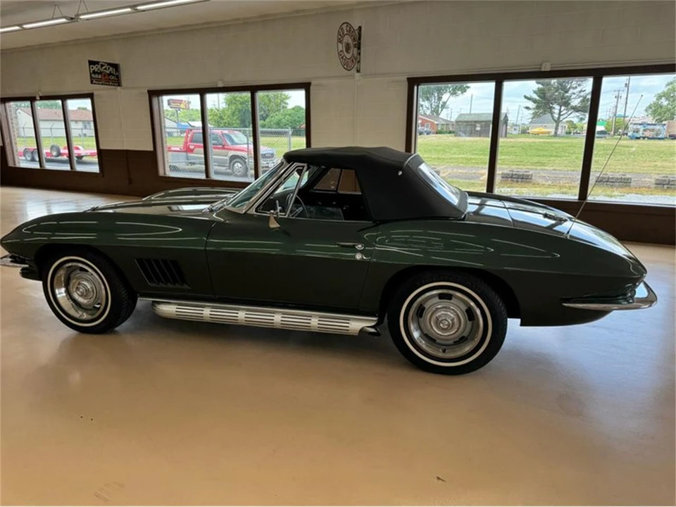 1967 Chevrolet Corvette C2 - Image 14 of 19