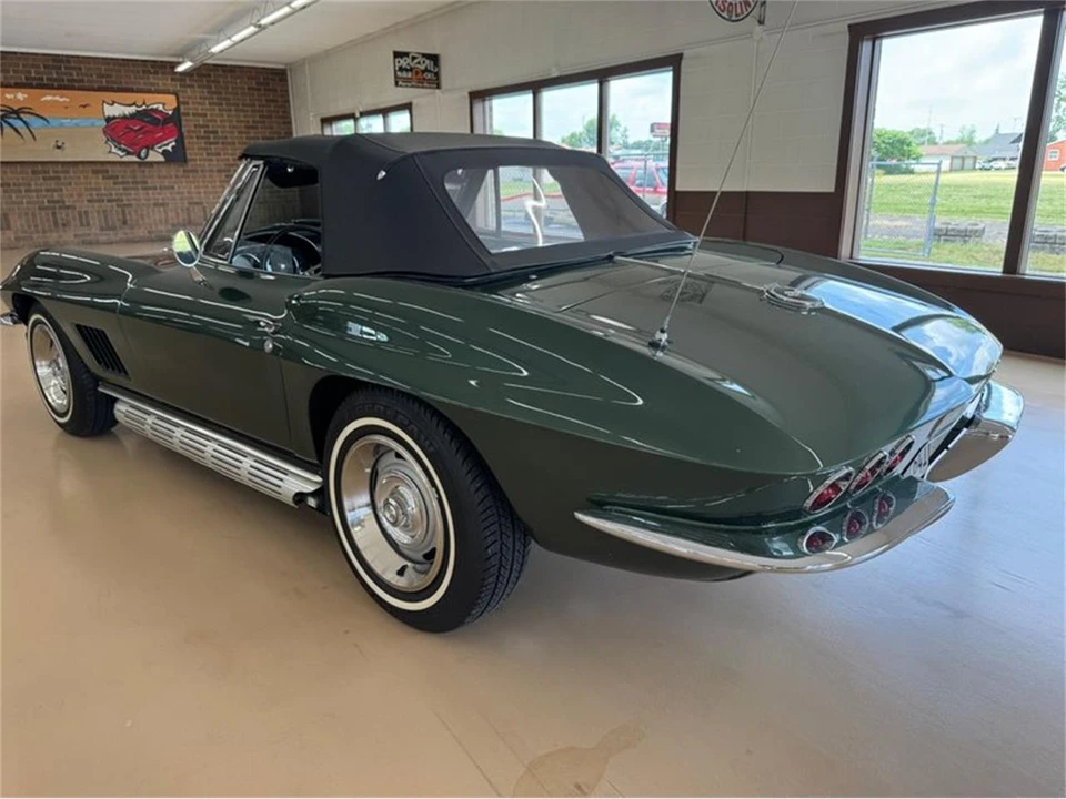 1967 Chevrolet Corvette C2 - Image 15 of 19