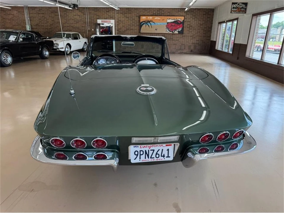 1967 Chevrolet Corvette C2 - Image 3 of 19