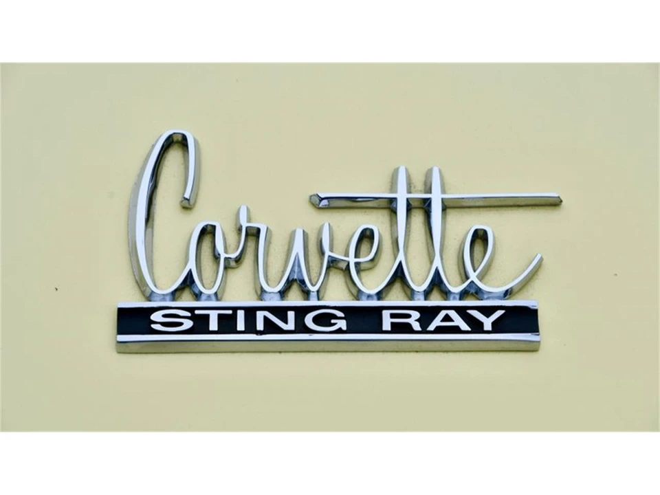 1967 Chevrolet Corvette C2 - Image 19 of 31