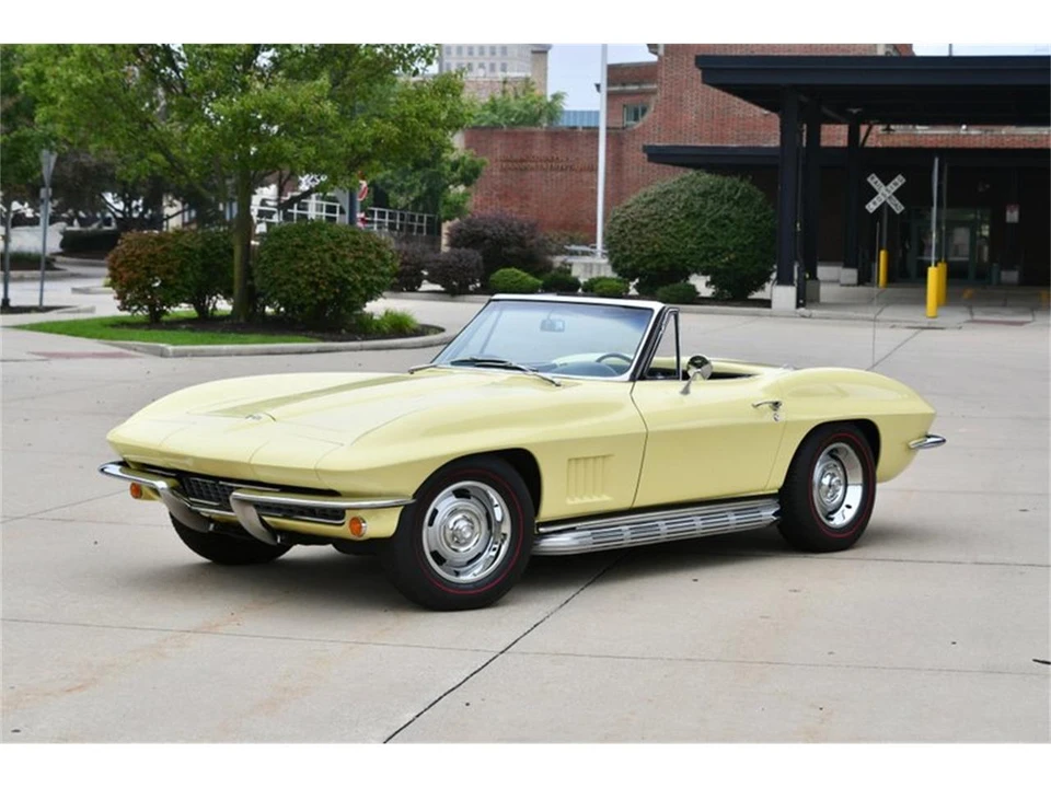 1967 Chevrolet Corvette C2 - Image 8 of 31