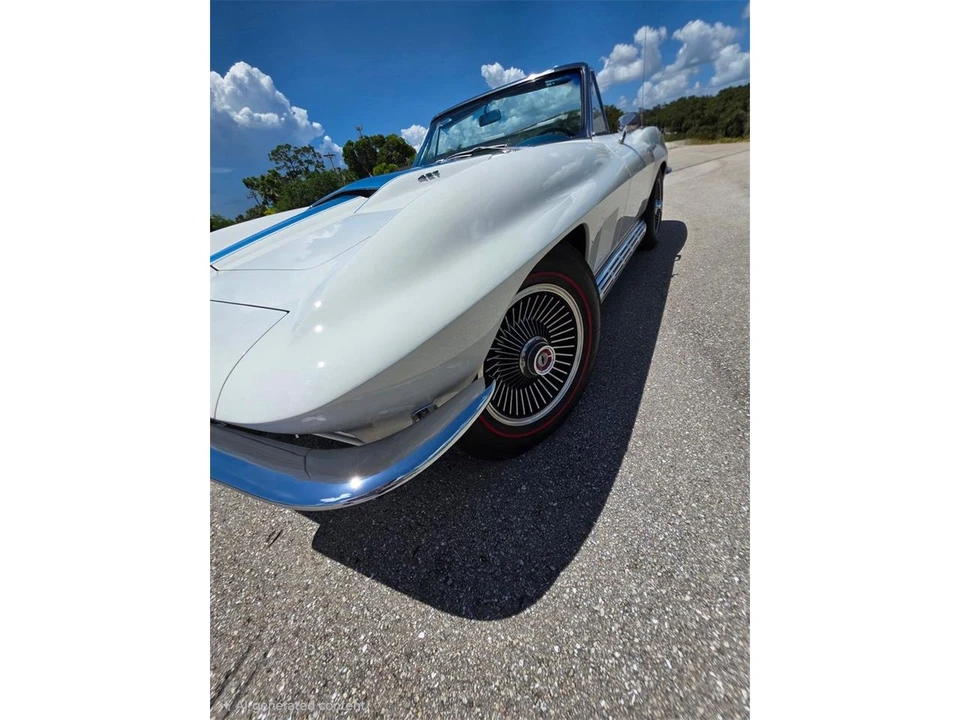 1967 Chevrolet Corvette C2 - Image 13 of 31