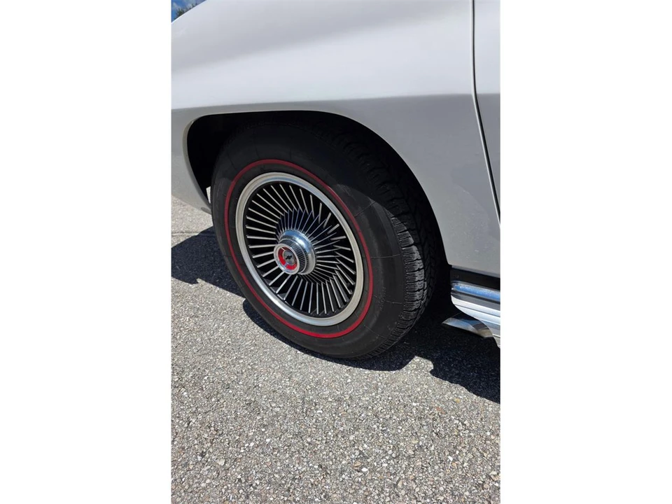 1967 Chevrolet Corvette C2 - Image 19 of 31