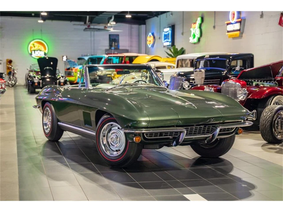 1967 Chevrolet Corvette C2 - Image 6 of 31