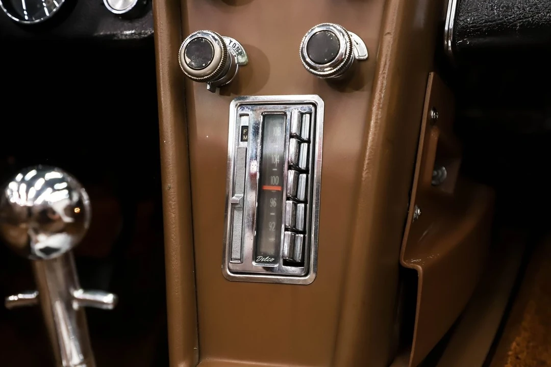 1967 Chevrolet Corvette C2 - Image 24 of 31
