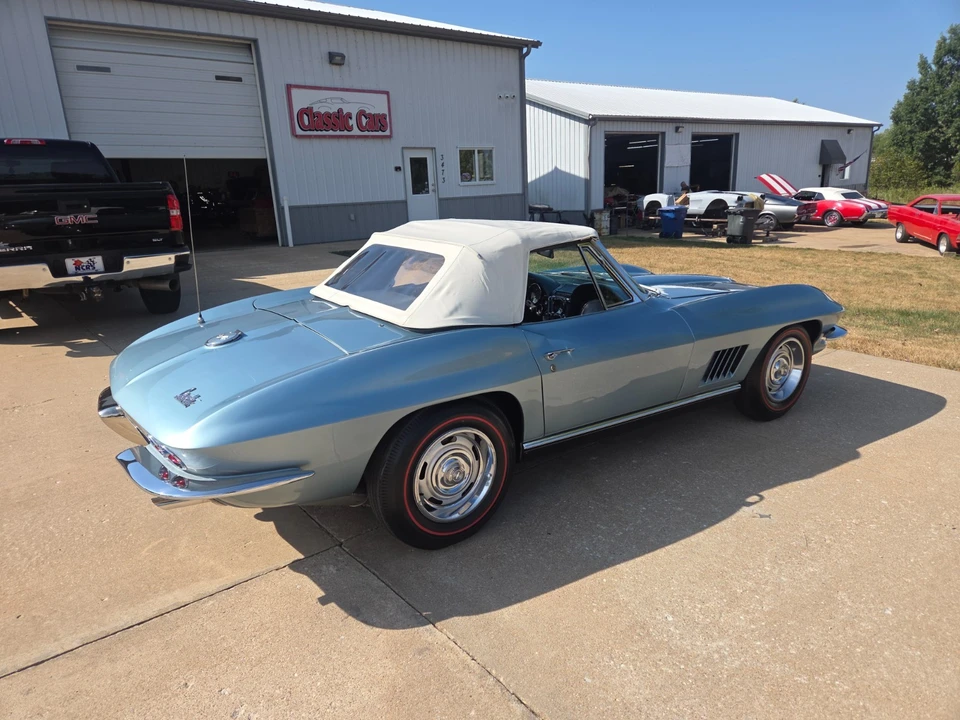 1967 Chevrolet Corvette C2 - Image 22 of 31