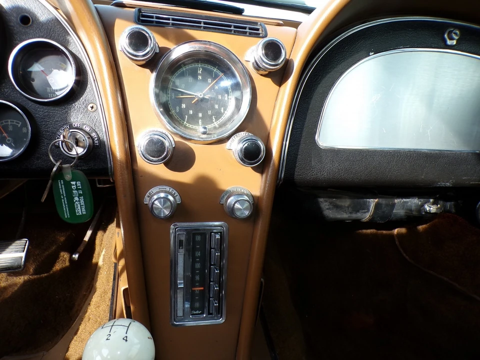 1967 Chevrolet Corvette C2 - Image 14 of 21