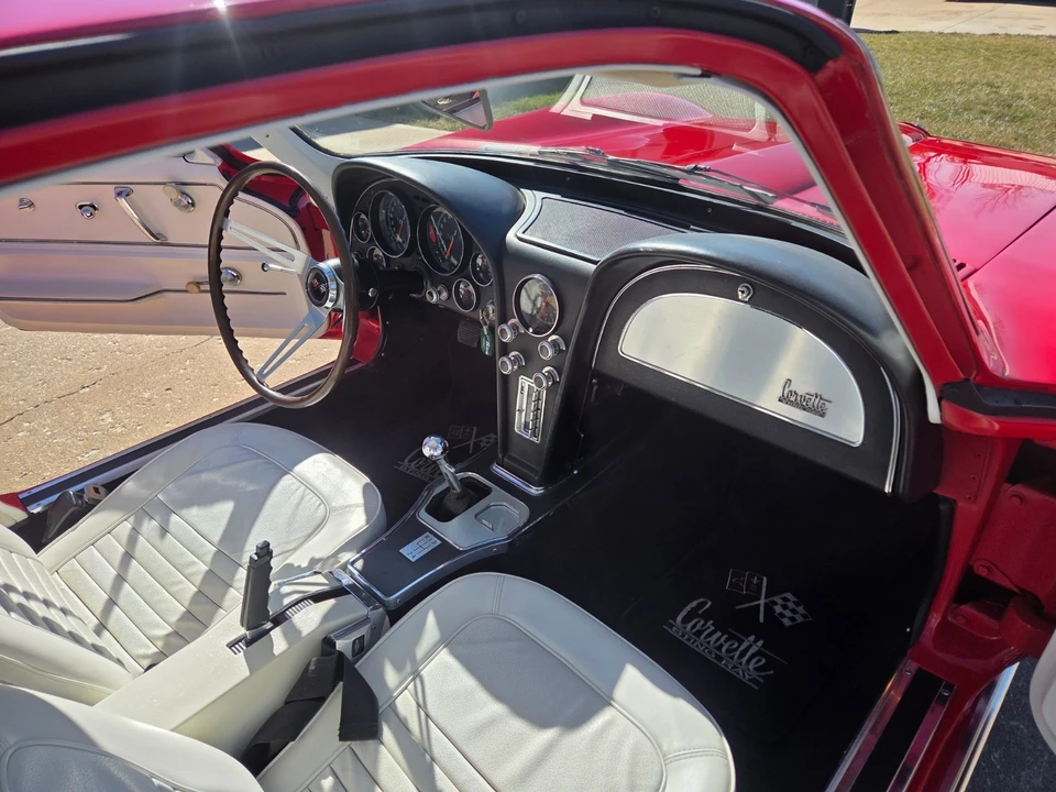 1967 Chevrolet Corvette C2 - Image 27 of 31