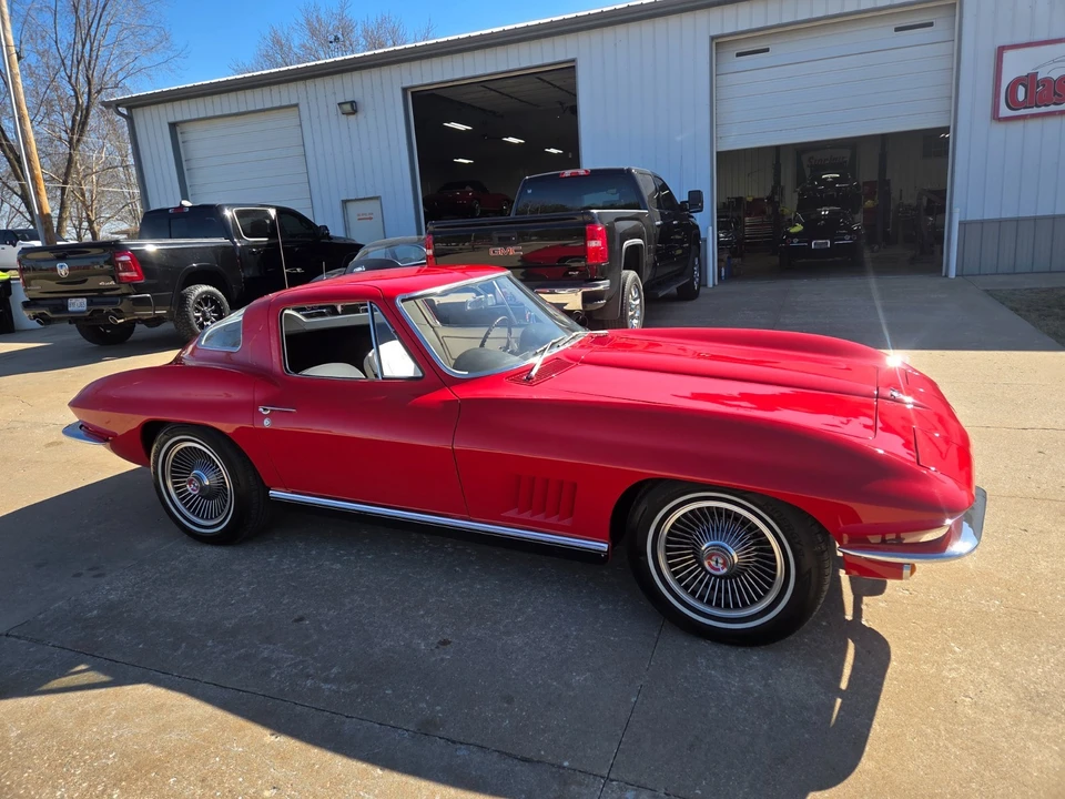 1967 Chevrolet Corvette C2 - Image 8 of 31