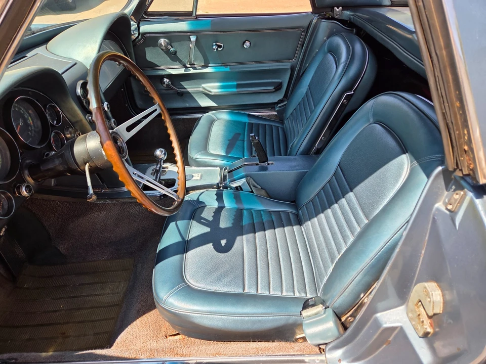 1967 Chevrolet Corvette C2 - Image 18 of 31