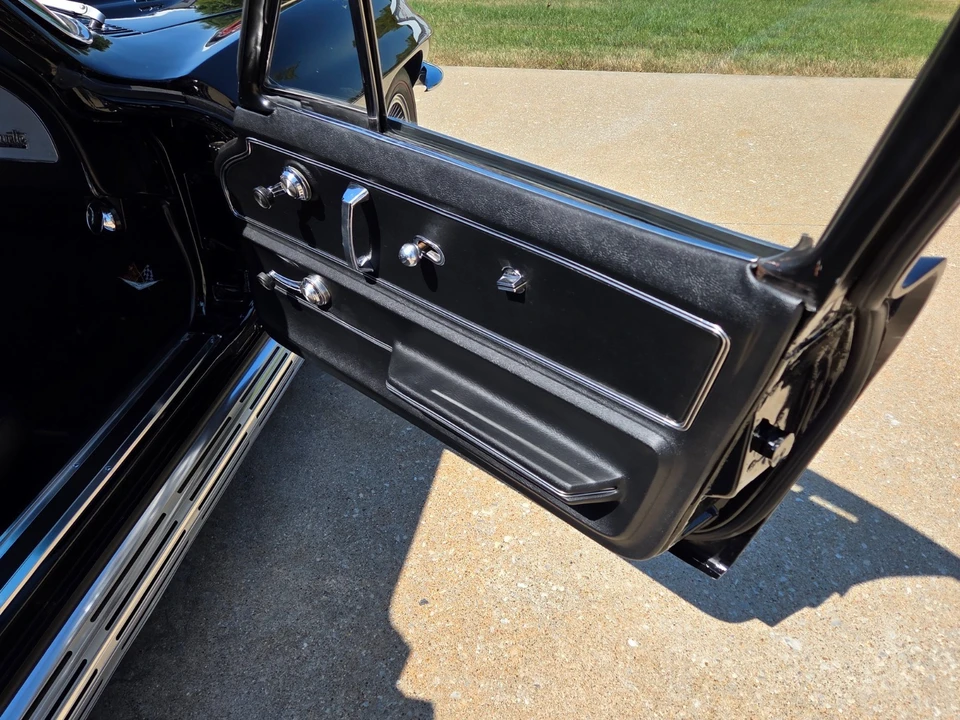 1967 Chevrolet Corvette C2 - Image 25 of 31