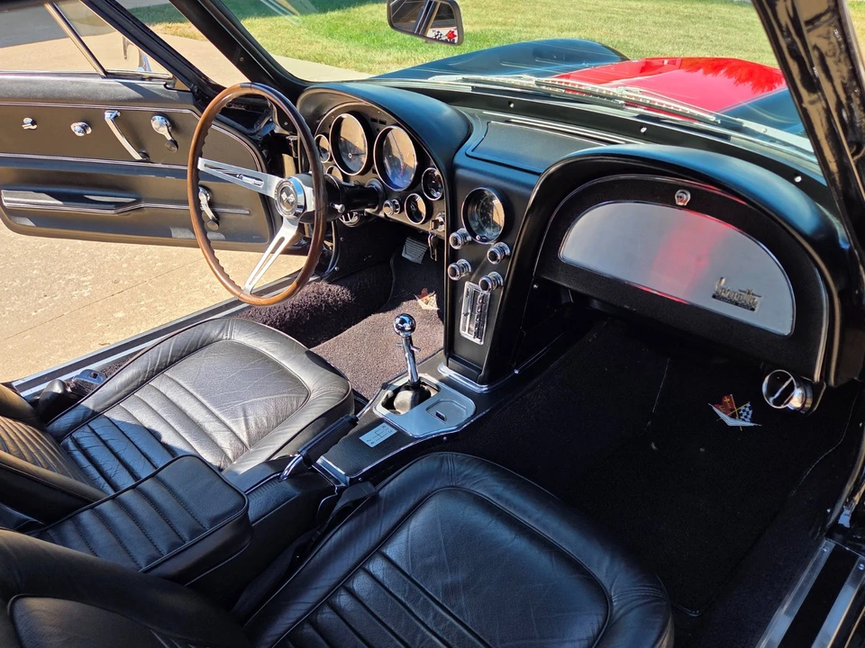 1967 Chevrolet Corvette C2 - Image 24 of 31