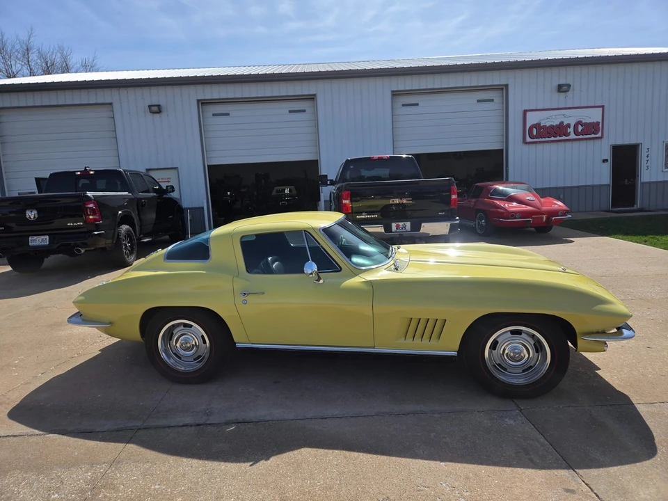 1967 Chevrolet Corvette C2 - Image 9 of 31