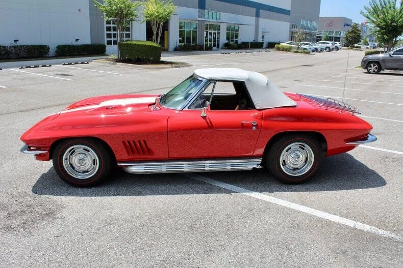 1967 Chevrolet Corvette C2 - Image 20 of 31