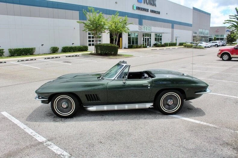 1967 Chevrolet Corvette C2 - Image 24 of 31