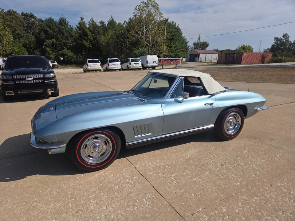 1967 Chevrolet Corvette C2 - Image 17 of 31