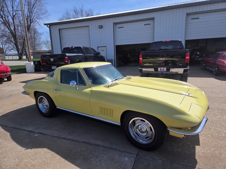 1967 Chevrolet Corvette C2 - Image 8 of 31