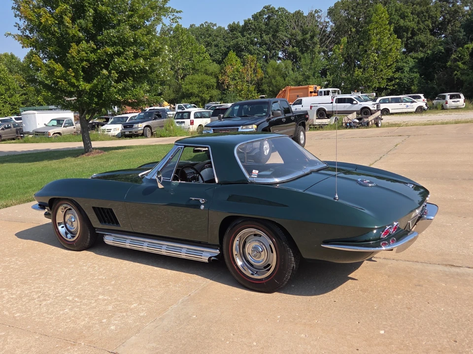 1967 Chevrolet Corvette C2 - Image 19 of 31