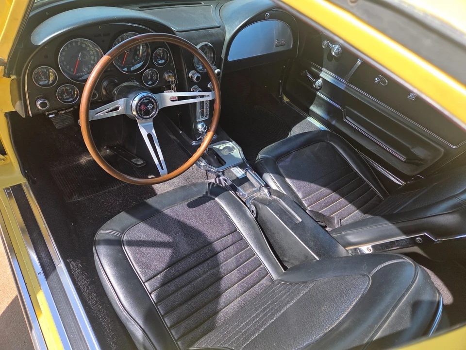 1967 Chevrolet Corvette C2 - Image 19 of 31