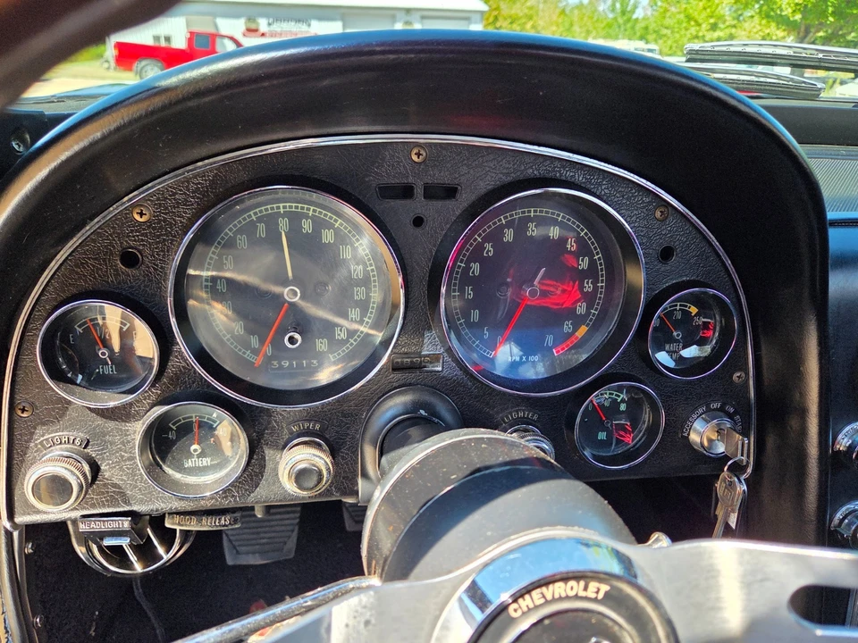 1967 Chevrolet Corvette C2 - Image 22 of 31