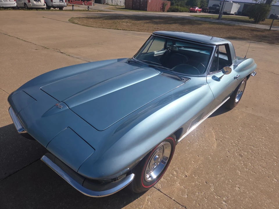 1967 Chevrolet Corvette C2 - Image 2 of 31