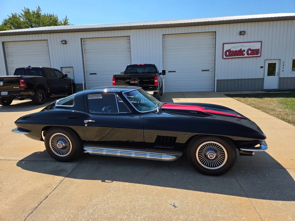 1967 Chevrolet Corvette C2 - Image 8 of 31